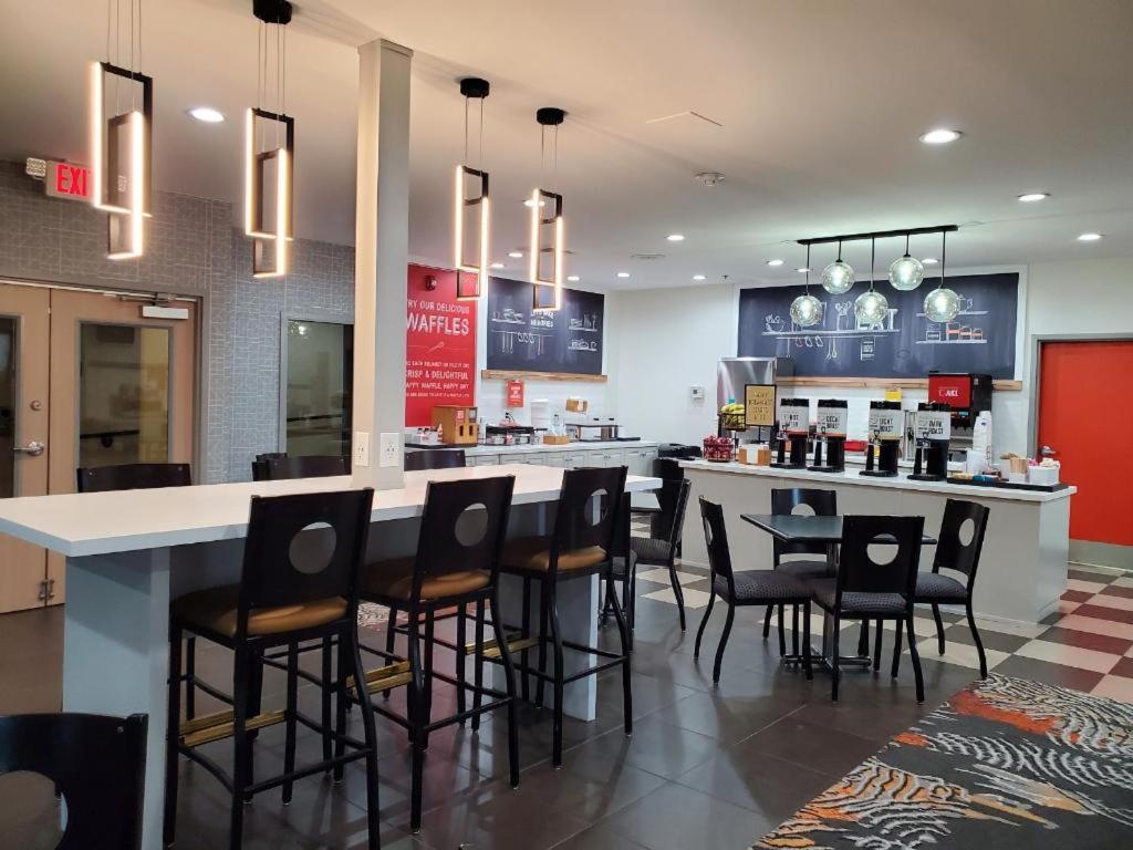 Hampton Inn Olathe Εξωτερικό φωτογραφία
